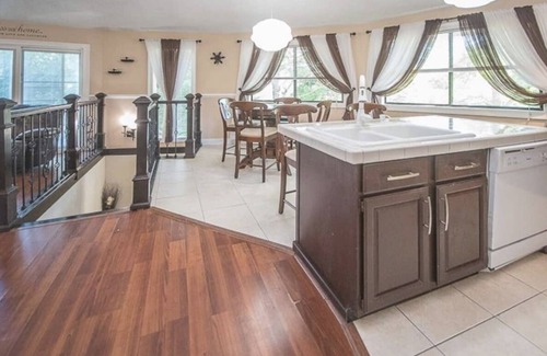 Lake Ariel House | Unique Round House in The Hideout w/seasonal lake views
