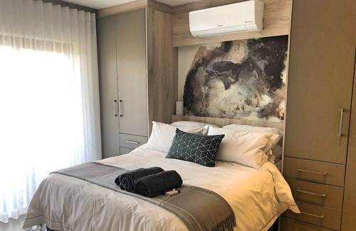 Stellenbosch Central Apartment | Unique Stay at The Den Stellenbosch