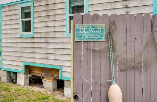Umatilla Apartment | Unique Stay: Tiny Beach Home By Ocala Nat'l Forest