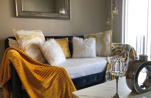 Simi Valley Apartment | Unique Stylish Getaway in Simi Valley/LosAngeles