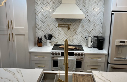 Hudson Beach Estates House | Unique waterfront home, Hot Tub, private boat dock, walk to beach, pet friendly