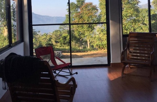 Katukitula House | Unique way of living with spectacular vistas to leave the world behind.