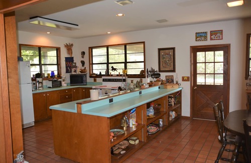Rio Frio House | UNIQUELY AMAZING TEXAS HILL COUNTRY HOUSE CLOSE TO FRIO RIVER SLEEPS UP TO 14!