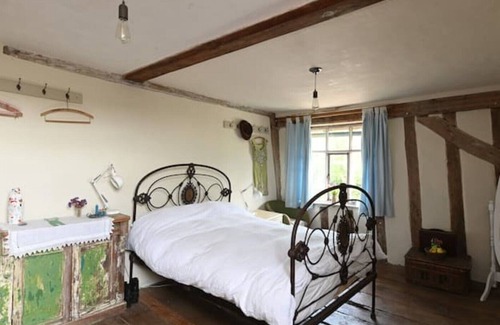 Laxfield House | Uniquely beautiful,comfortable yet rustic home from home.