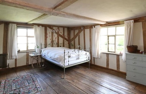 Laxfield House | Uniquely beautiful,comfortable yet rustic home from home.