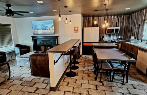 Downtown Phoenix House | Uniquely designed home in central Phoenix