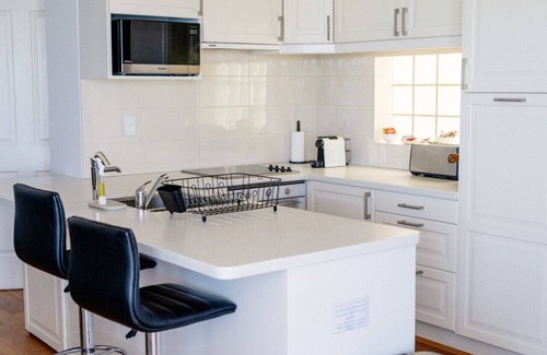 Cottesloe Apartment | Unit 11 · Cottesloe Beach View Apartments #11