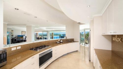 Terrigal House | Unit 36 - 4 Bed Platinum Ocean View