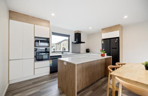Christchurch City Centre Apartment | Unit 4 CBD Comfort and Style Walk Everywhere