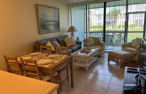 Fort Pierce House | unit amenities on golf course, access to private ocean beach,10 tennis courts. ,