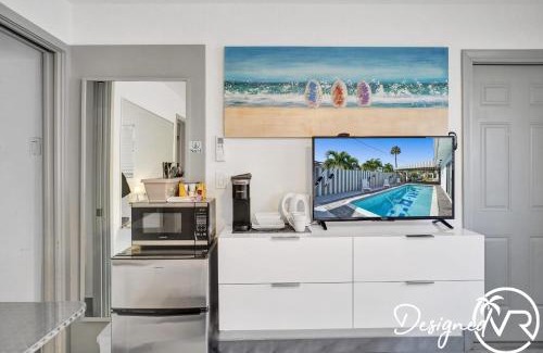 Deerfield Beach House | Unit G SeaI Private Room near Deerfield Beach~