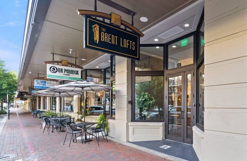 Downtown Condo | *Unmatched Palafox St views* 2BD/2B Luxury Condo