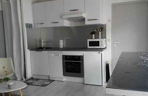 Cauterets Apartment | Unobstructed view of Cauterets