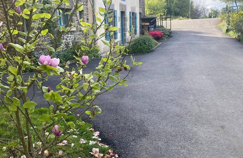 Evran Boat Rental | Unusual escapade in the heart of the Rance aboard Naiade