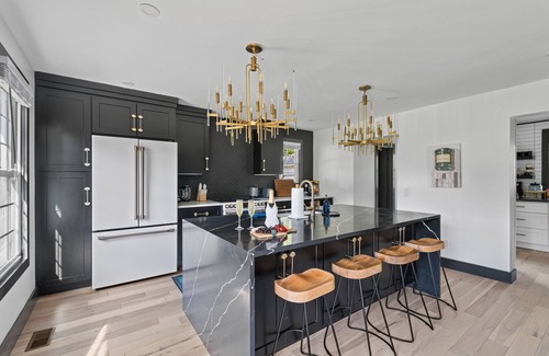 Mount Pleasant House | Unwind in Style at The Longboard