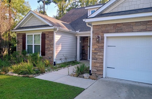 Belville Villa | Up to 2 Bedrooms Available in Quiet, Woodsy Neighborhood in Leland