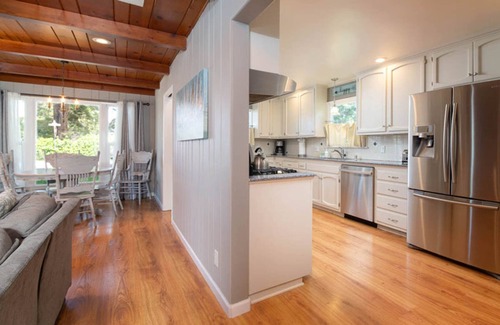 Arroyo Grande House | Updated 4 Bedroom (Includes Den!)/2 Bath Home, Large Backyard with Firepit