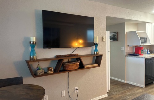 Northwest Olympia Apartment | Updated Daylight Basement Flat - Westside/Downtown Location-No Cleaning Fee