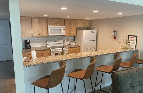 Ocean Ridge House | Updated Lagoon View TH, 3 BR, 2.5 BA, Sleeps 8-Amenities Pass Included-Golf Cart