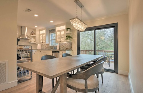 Downtown Cottage | Updated & Modern House < 1 Mi to Dtwn Bentonville!