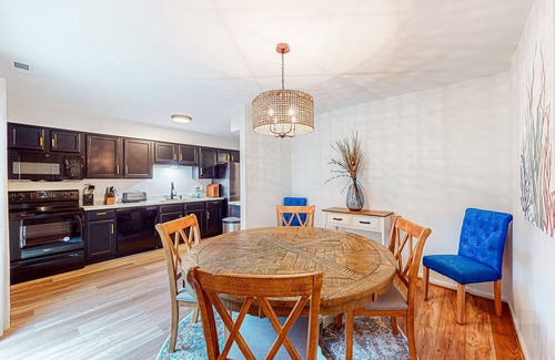 Perdido Bay Villas House | Updated townhome with grassy yard, grill, open layout, W/D, & AC