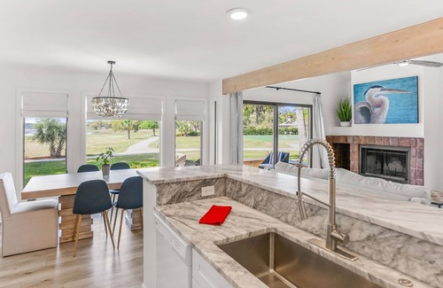 Dataw Island Villa | UPDATED WATER FRONT Villa: Golf Course,Marsh Front,Croquet Views/3br2bath Wifi