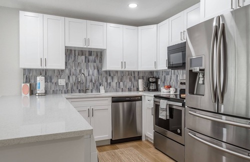 Apollo Beach Condo | Updated Waterfront Condo in Apollo Beach