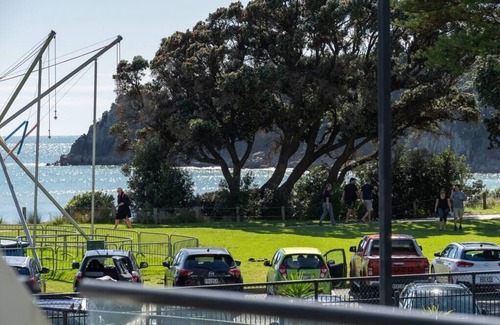 Mount Maunganui Apartment | Upmarket on Main Beach