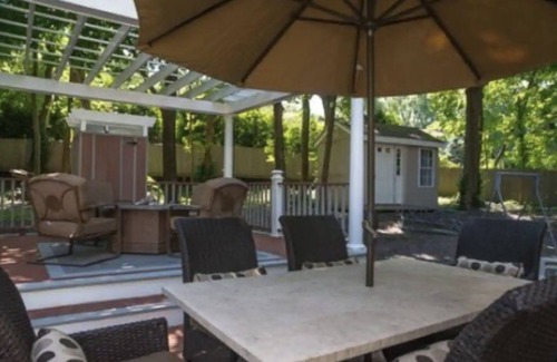 Sagamore Beach House | Upper Cape Mansion: Minutes From Beach