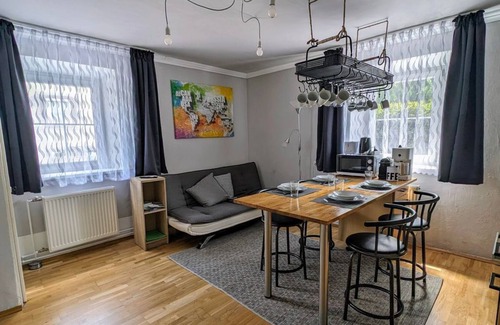 Bad Bleiberg Apartment | UPPER FLOOR, 2-ROOM APARTMENT-kl.Z.with double bed - Haus im Hochtal