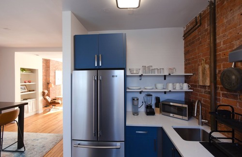 Mill River Apartment | Upper Maisonette, Court Street