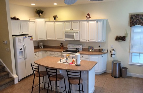 North End Condo | Upscale 1st fl condo located in OC steps away from the beach and boardwalk.