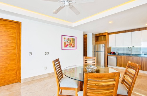 Mismaloya Condo | Upscale condo with wraparound oceanfront view, pool & pool spa