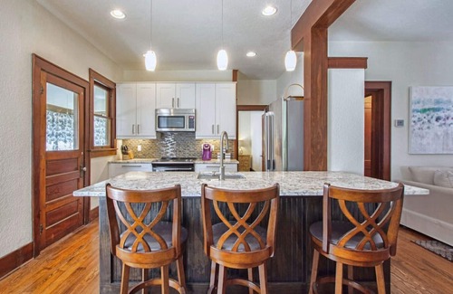 Mount Dora House | Upscale Downtown 3 BED/2 Bath Home