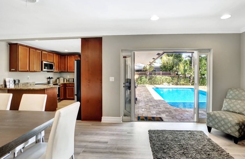 Pompano Isles House | Upscale, luxurious WATERFRONT pool home.