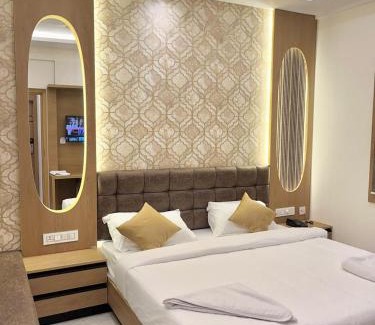 RT Nagar Hotel | UPTOWN Inn