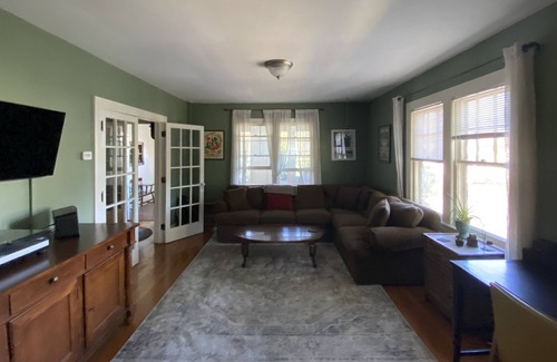 Kingston House | Uptown Kingston Home for Fall in the Catskills!