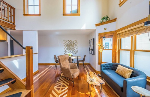 Port Townsend Condo | Uptown Loft: walk to everything! Monthly rental in the heart of Port Townsend