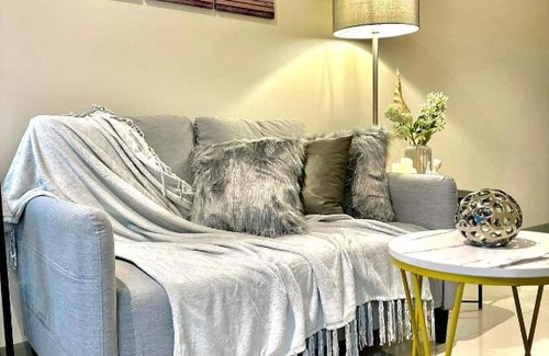 Taguig Apartment | Uptown Parksuites