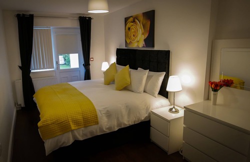 Erdington Apartment | Ur City Pad - The Richmond Flat 1 - Luxurious One Bedroom Apartment
