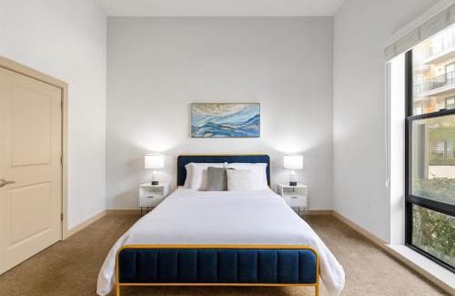 Five Points South Apartment | Urban 1BR Apartment Prime Location