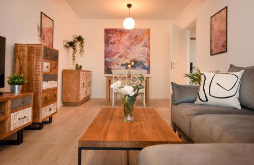 Pipera Apartment | Urban Bliss - Contemporary Elegance in Modern Living Spaces