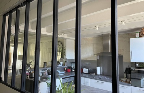 Bordeaux House | Urban charm and cocoon-like softness