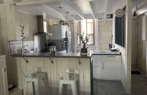 Bordeaux House | Urban charm and cocoon-like softness