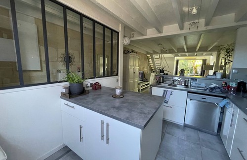 Bordeaux House | Urban charm and cocoon-like softness