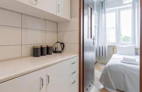 Srodmiescie Połnocne Apartment | Urban Chic - Cozy 2-Bedroom in City Center - Marszalkowska