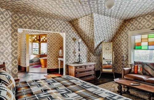 Uptown Hotel | Urban Cowboy Denver