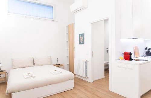 Quartiere Mazzini Apartment | [Urban Cozy Retreat] 20 minutes to Duomo