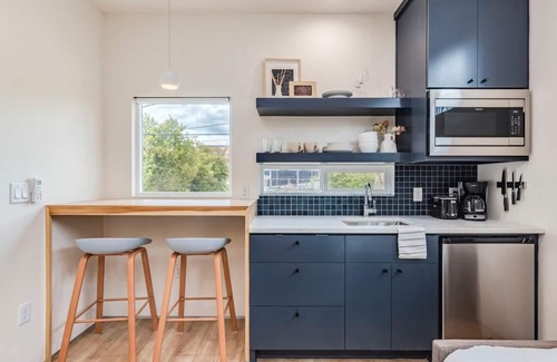 East Cesar Chavez House | Urban East Austin Escape