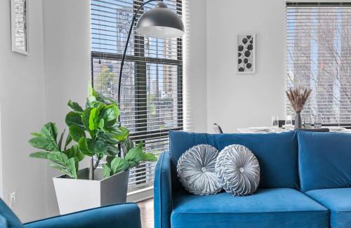 Five Points South House | Urban Elegance and Stylish Two Bedroom Apt